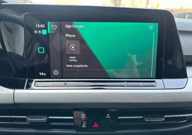 VOLKSWAGEN Golf VIII 1.0 TSI Life