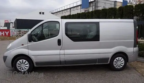 OPEL Vivaro 