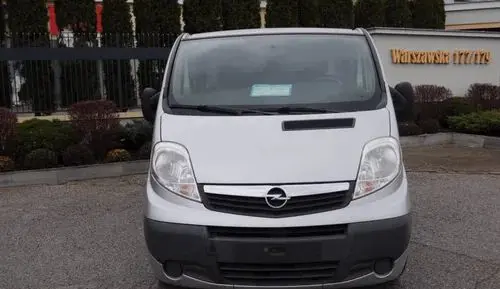 OPEL Vivaro 