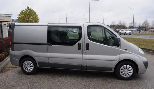OPEL Vivaro 