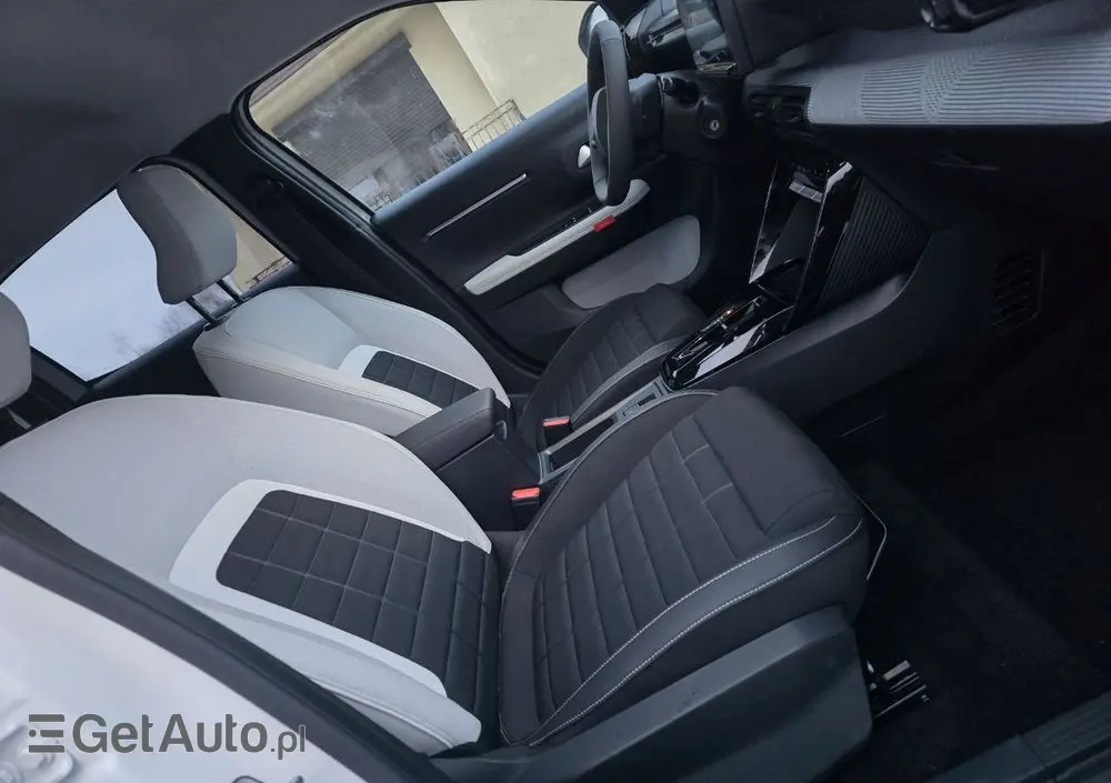 CITROËN C3 EV113 Comfort Range 44.8kWh Business