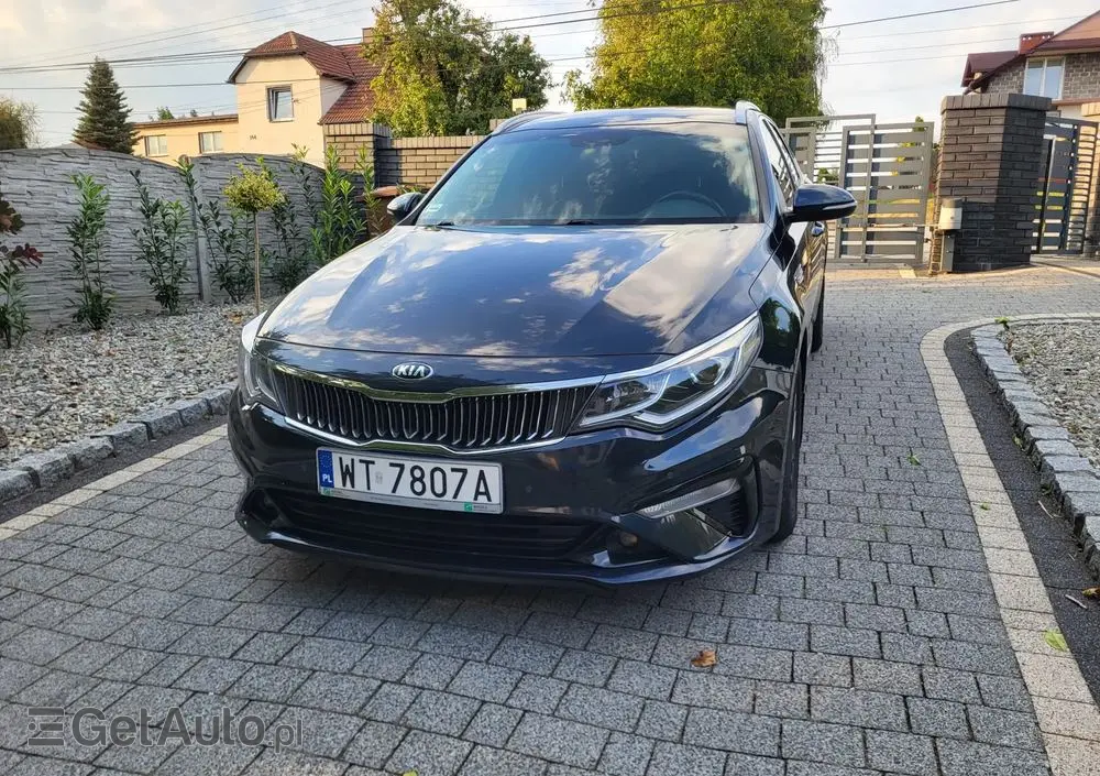 KIA Optima 1.6 T-GDI L DCT