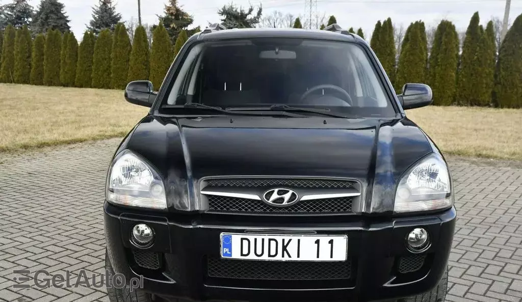 HYUNDAI Tucson 