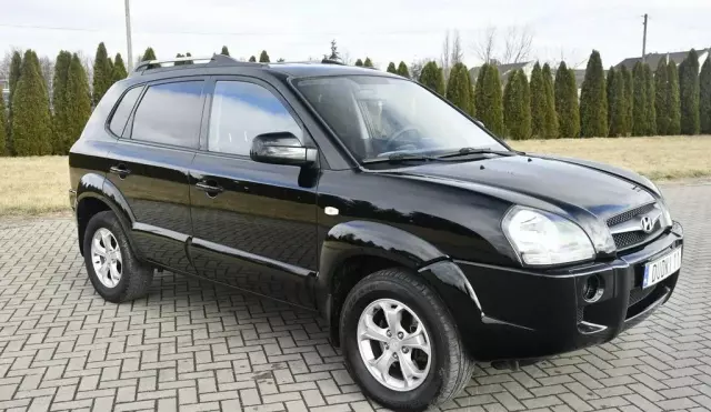 HYUNDAI Tucson 