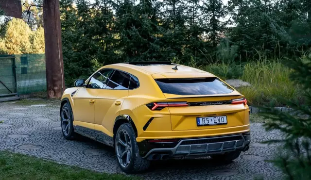 LAMBORGHINI Urus 4.0 V8 (650 KM) 4WD Automatic
