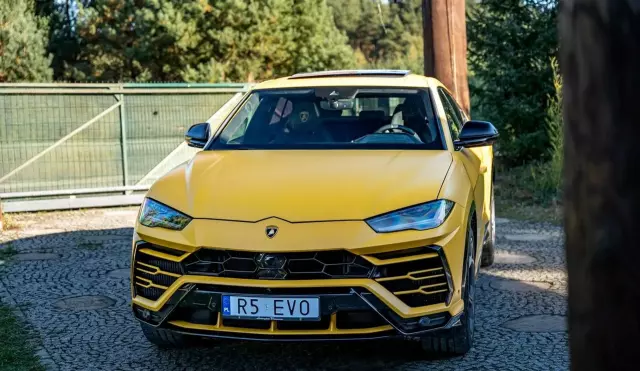 LAMBORGHINI Urus 4.0 V8 (650 KM) 4WD Automatic
