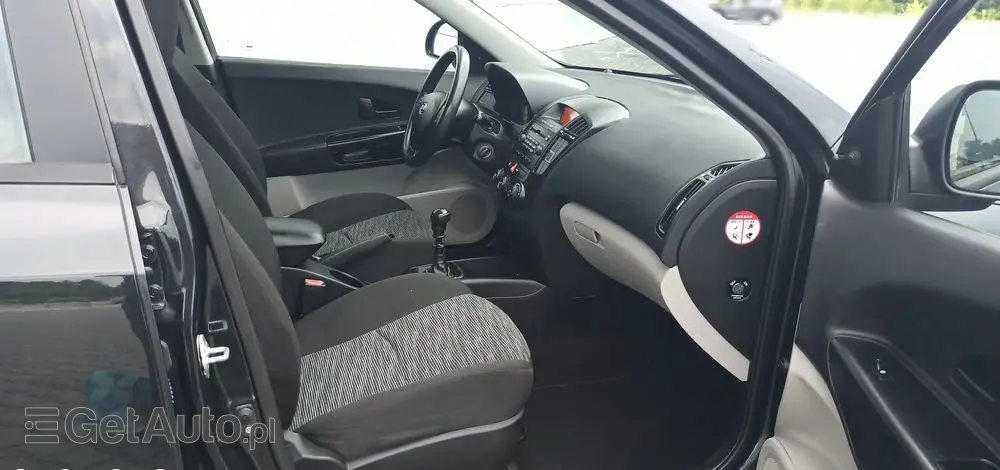 KIA Ceed 1.4 CVVT LX