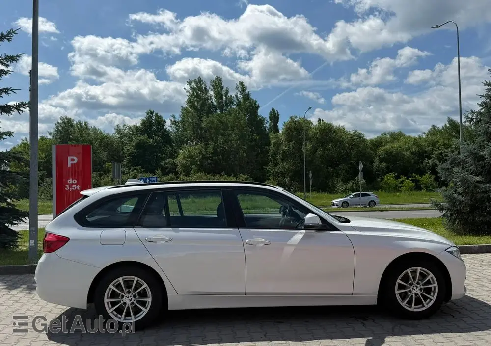 BMW Seria 3 318d M Sport Shadow