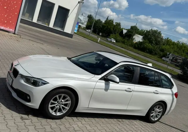 BMW Seria 3 318d M Sport Shadow