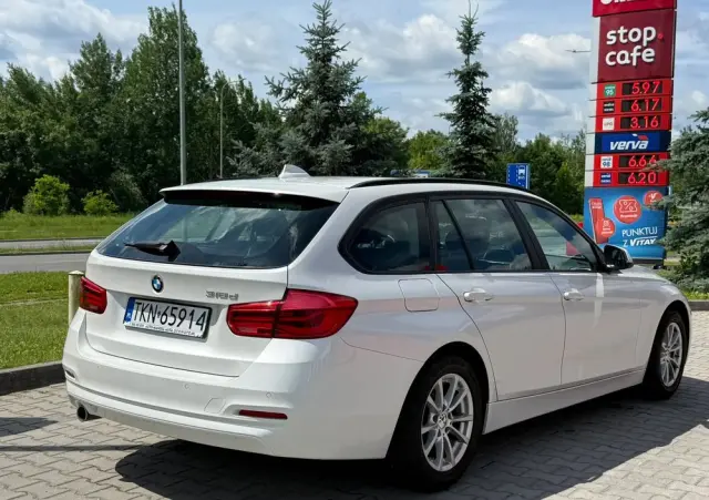 BMW Seria 3 318d M Sport Shadow