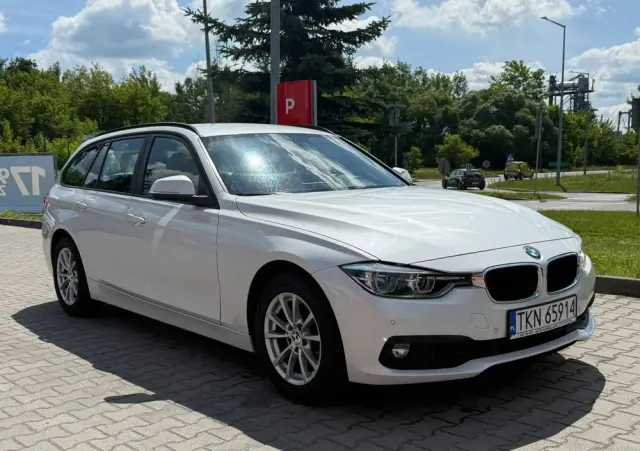 BMW Seria 3 318d M Sport Shadow