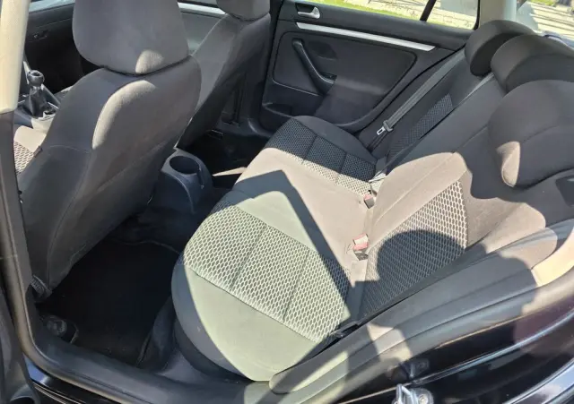 VOLKSWAGEN Golf 1.6 TDI DPF BlueMotion