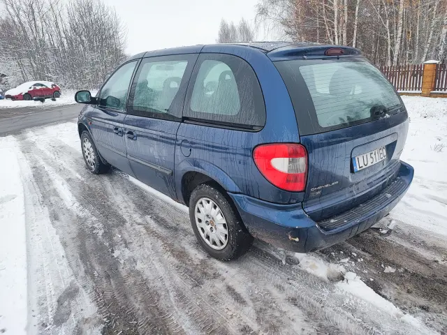 CHRYSLER Voyager 