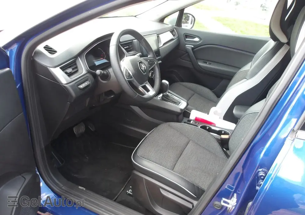 RENAULT Captur 1.3 TCe Intens EDC