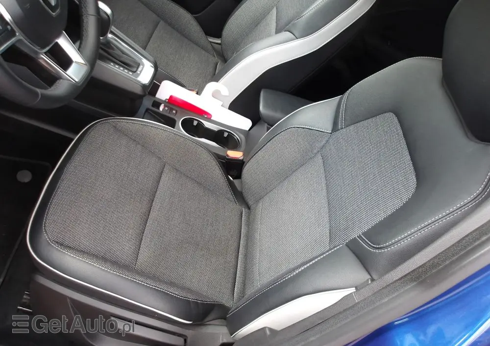 RENAULT Captur 1.3 TCe Intens EDC