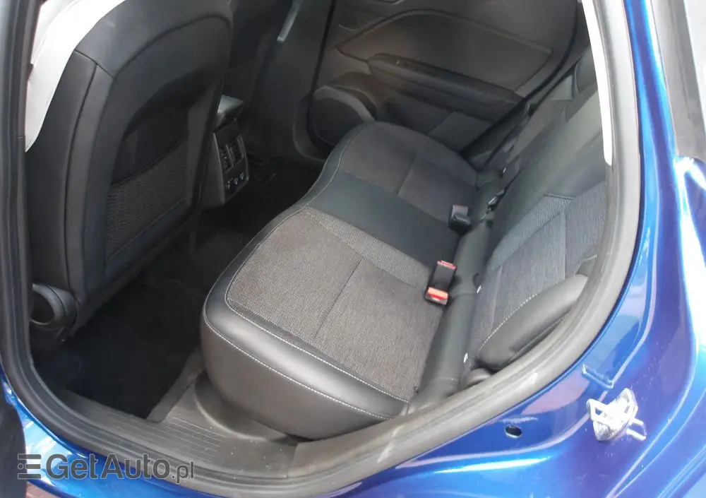 RENAULT Captur 1.3 TCe Intens EDC