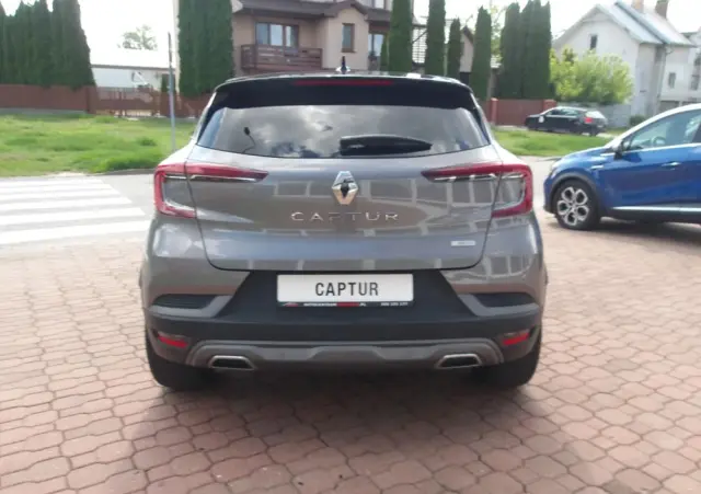 RENAULT Captur 1.3 TCe Intens EDC