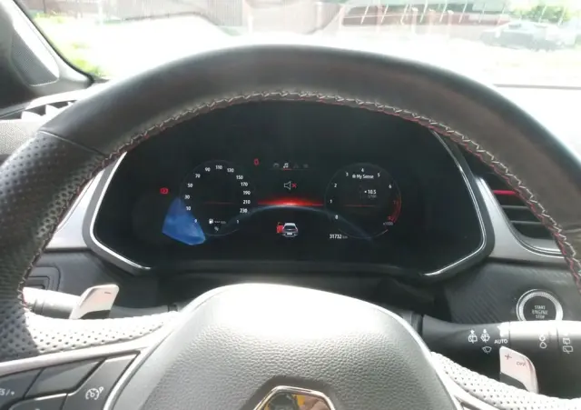 RENAULT Captur 1.3 TCe Intens EDC