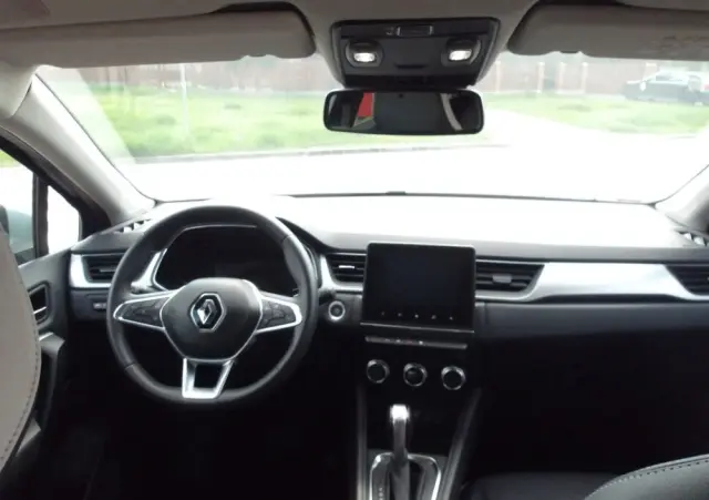 RENAULT Captur 1.3 TCe Intens EDC