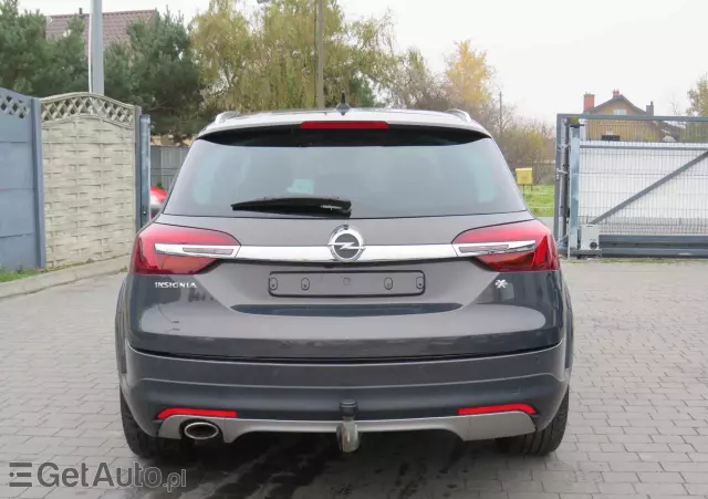 OPEL Insignia 2.0 CDTI Country Tourer