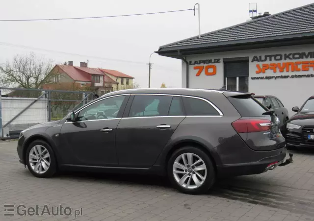 OPEL Insignia 2.0 CDTI Country Tourer