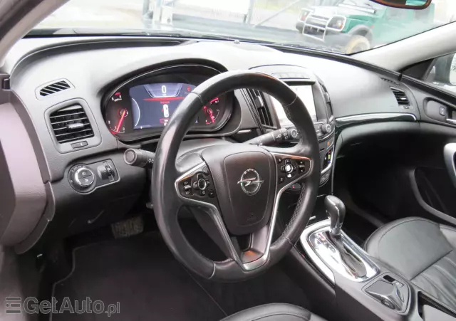 OPEL Insignia 2.0 CDTI Country Tourer