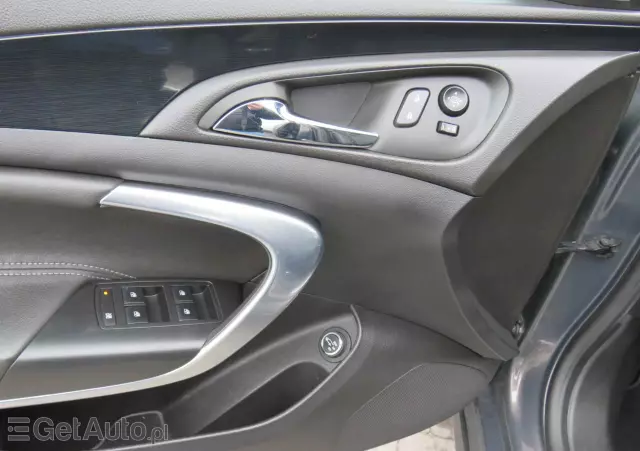 OPEL Insignia 2.0 CDTI Country Tourer