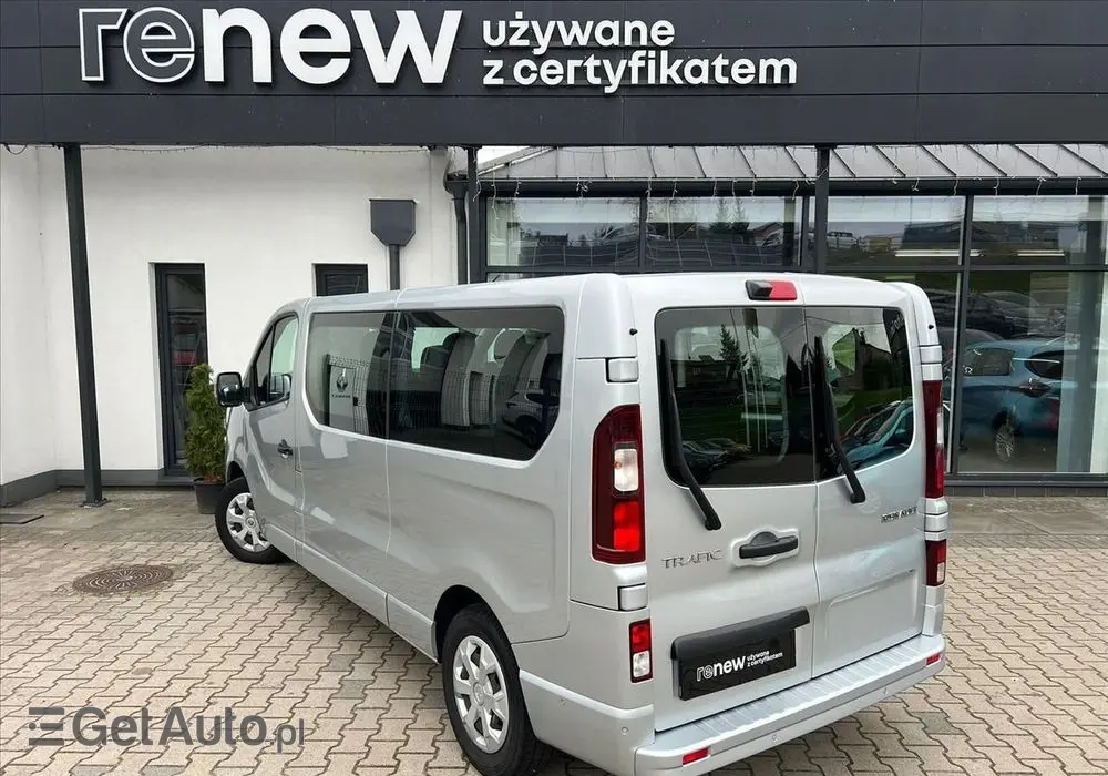 RENAULT Trafic 