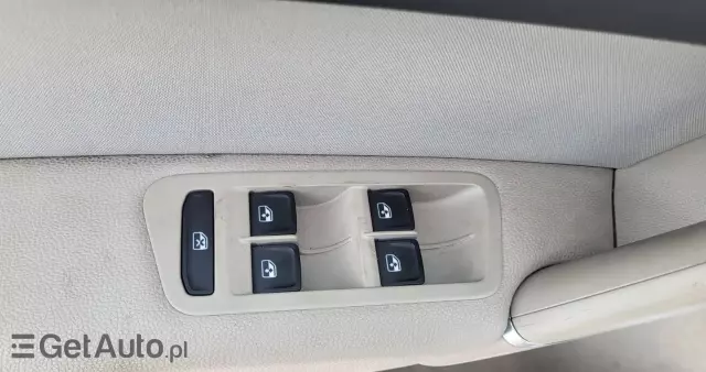 VOLKSWAGEN Golf Sportsvan 1.4 TSI (BlueMotion Technology) Comfortline