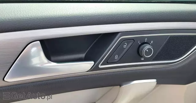 VOLKSWAGEN Golf Sportsvan 1.4 TSI (BlueMotion Technology) Comfortline