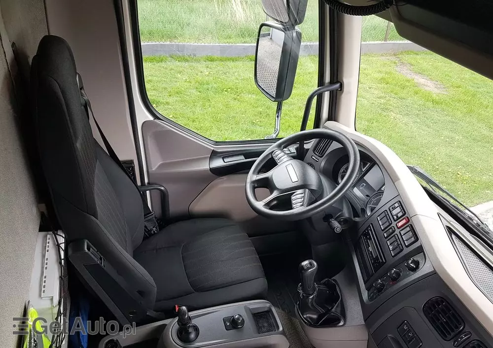 DAF 12T LF 210 WINDA CHŁODNIA 14EP 5,79x2,48x2,29 KLIMA AGREGAT 