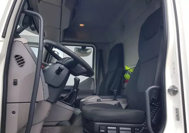 DAF 12T LF 210 WINDA CHŁODNIA 14EP 5,79x2,48x2,29 KLIMA AGREGAT 