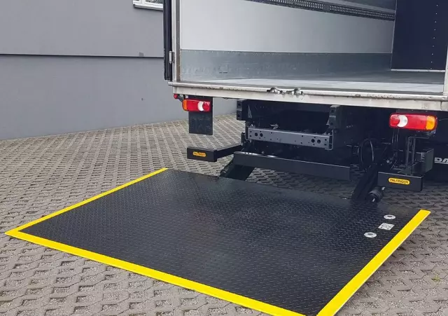 DAF 12T LF 210 WINDA CHŁODNIA 14EP 5,79x2,48x2,29 KLIMA AGREGAT 