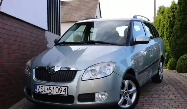 SKODA Fabia 