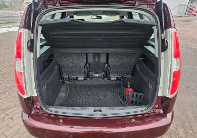 SKODA Roomster 1.2 TSI Active