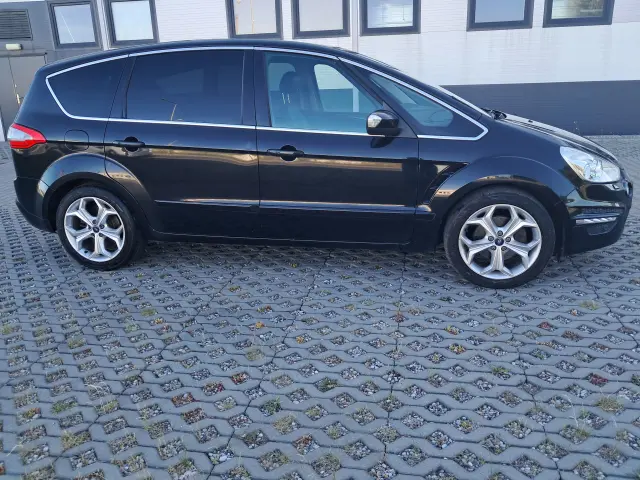 FORD S-Max Titanium S