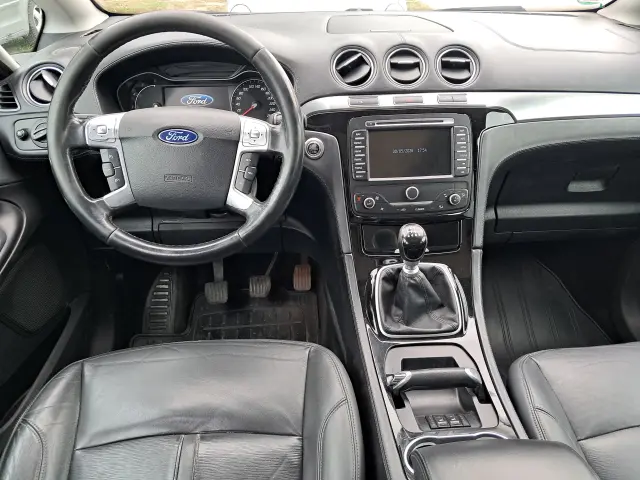FORD S-Max Titanium S