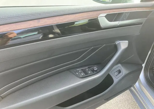 VOLKSWAGEN Arteon 2.0 TSI Elegance DSG