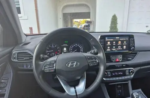 HYUNDAI I30 