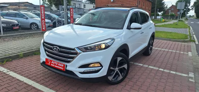 HYUNDAI Tucson 