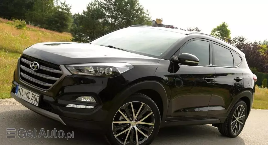 HYUNDAI Tucson 
