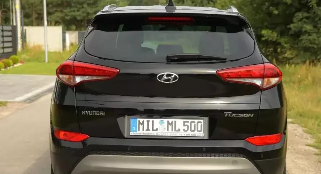 HYUNDAI Tucson 