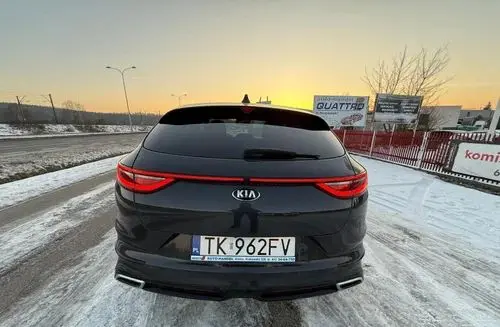 KIA Proceed 