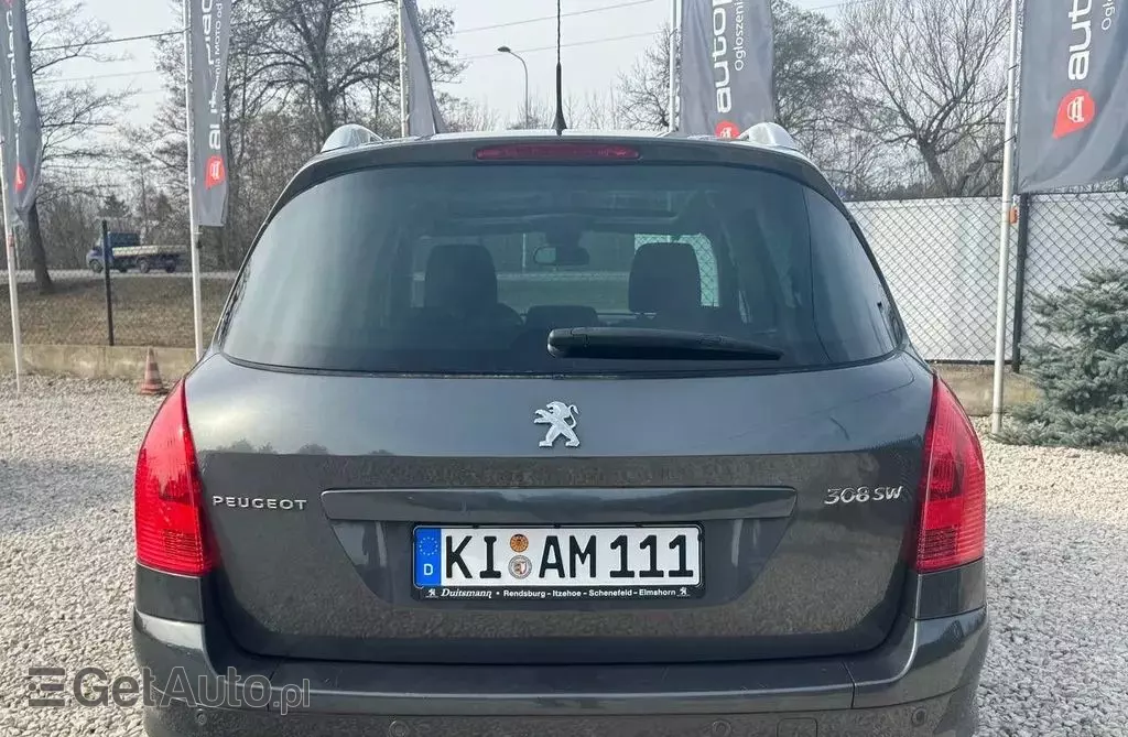 PEUGEOT 308 