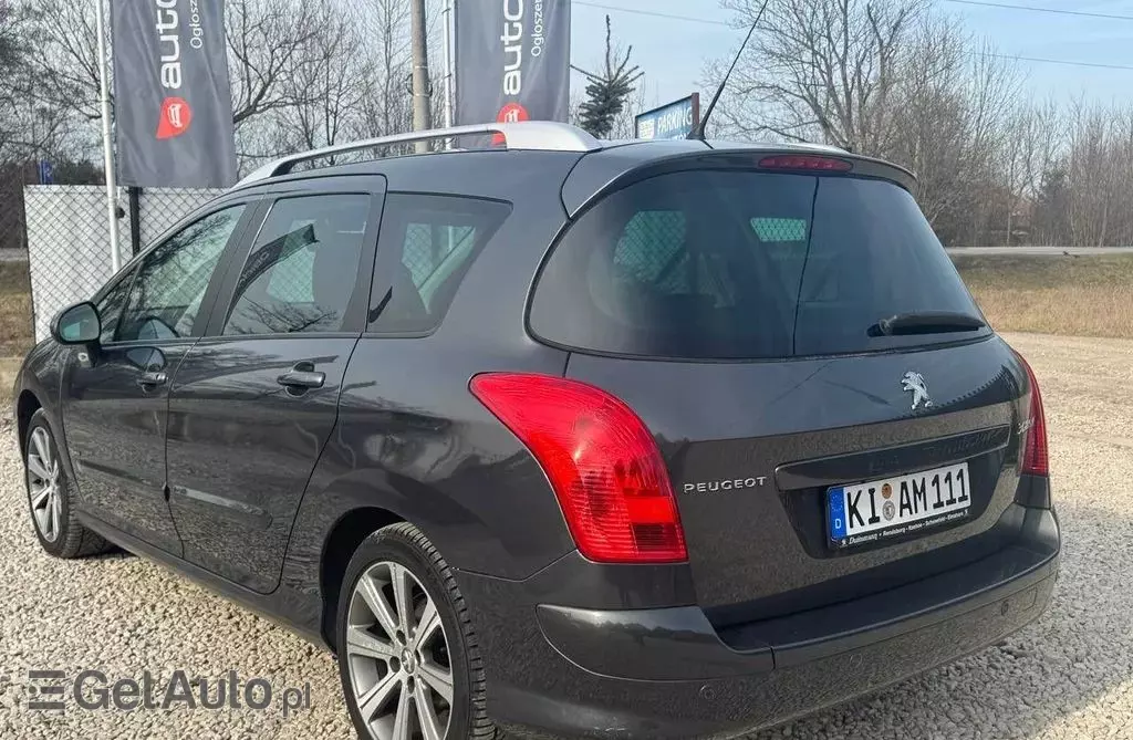 PEUGEOT 308 