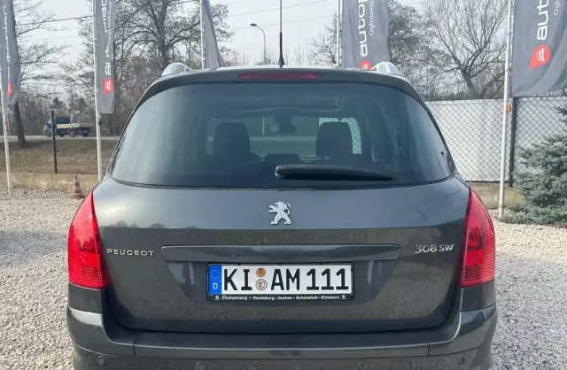 PEUGEOT 308 