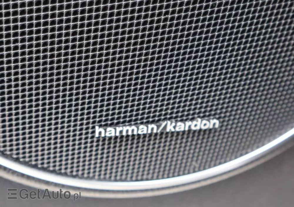 MERCEDES-BENZ Klasa C 63 AMG