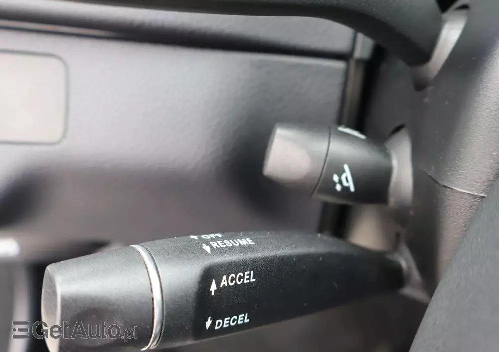 MERCEDES-BENZ Klasa C 63 AMG