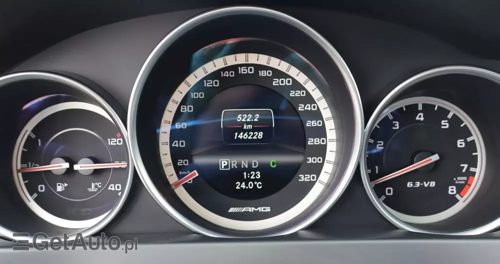 MERCEDES-BENZ Klasa C 63 AMG