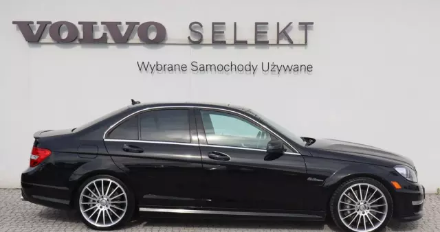 MERCEDES-BENZ Klasa C 63 AMG